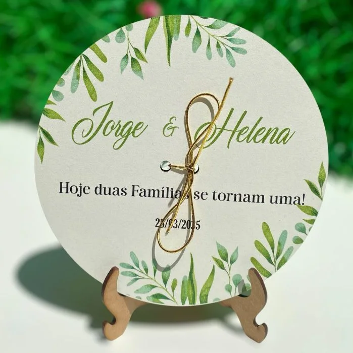 Porta Aliança Personalizado em MDF Verde Oliva com Nomes para Casamento - Com Suporte e Envio Rápido